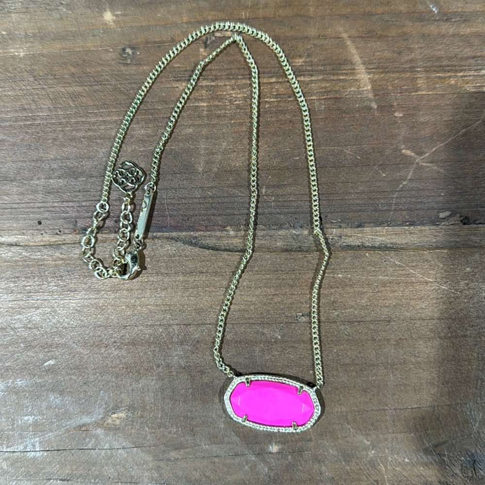 Kendra Scott Necklace